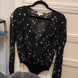 Superdown Black Sheer Star-Print V-Neck Bodysuit